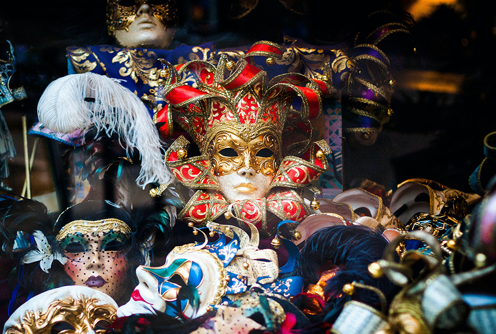 Karneval, Fasching, Fastnacht, Mardi Gras – was ist der Unterschied und wo feiert man weltweit?