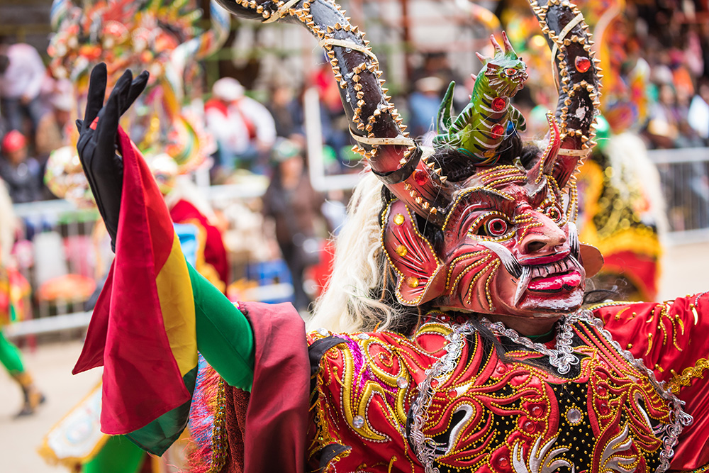 Farbenfroh und einen Besuch wert: der Teufelskarneval in Oruro in Bolivien mit der Diablada.