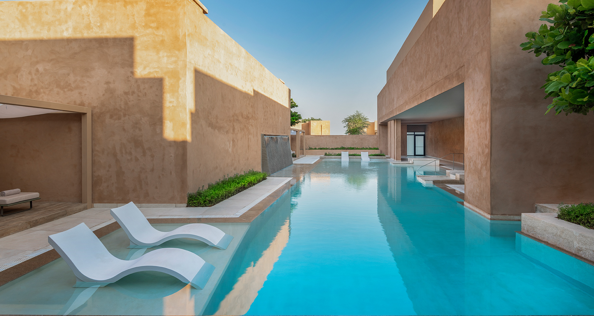 Es ist das bislang größte Wellness Retreat im Nahen Osten: Das neue Zulal Wellness Resort in Katar vereint zum weltweit ersten Mal Traditionelle Arabische Heilkunde mit Islamischer Medizin. Und verspricht damit einzigartige Entspannung – auch für Familien.