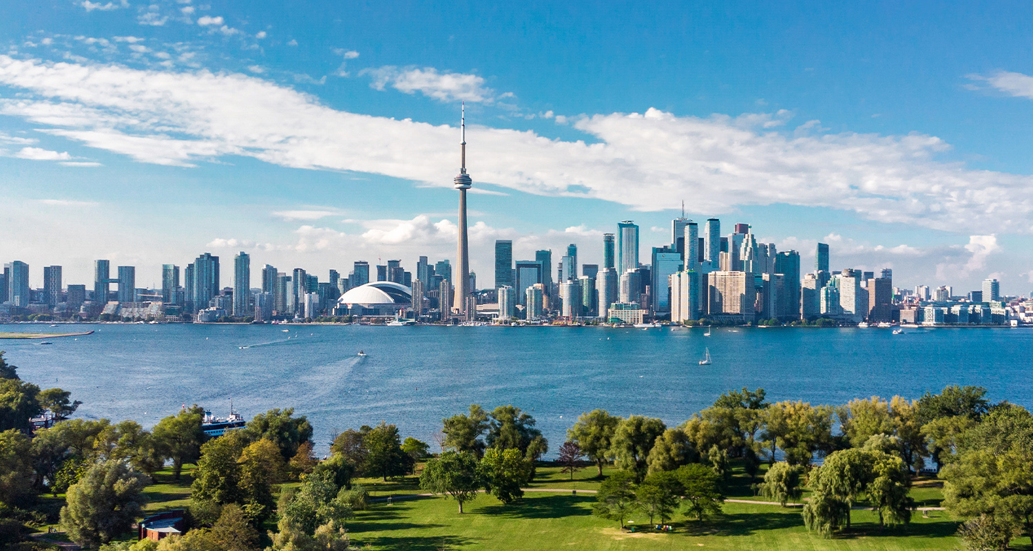 Sie ist eine der vielseitigsten Städte Nordamerikas: Toronto! Kanadas Metropole am Lake Ontario ist die ideale Destination für Foodies, Kultur- und Kunstliebhaber sowie Outdoor-Fans.