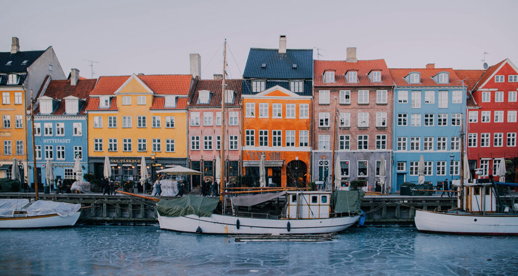 Dänemarks Hauptstadt ist eine der charmantesten Städte Europas. Diese zehn Spots sind ideal für einen Tag voller Foto-Highlights in Kopenhagen.