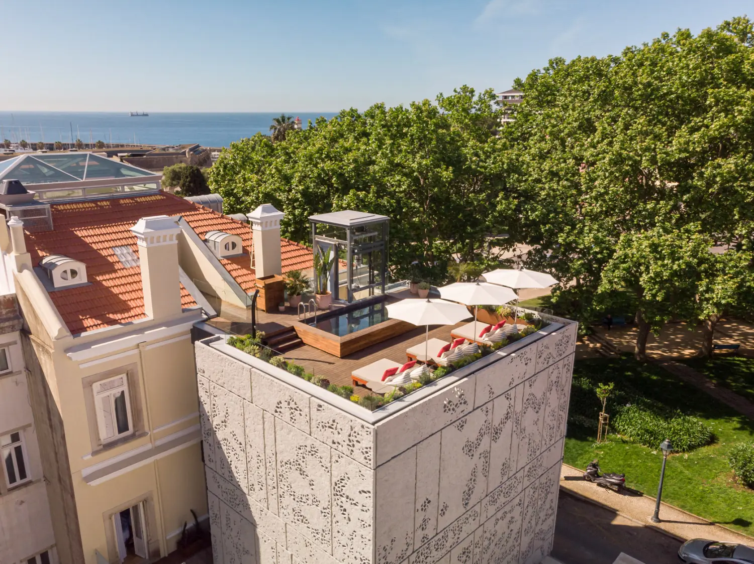 Dieses neue Hotel in Portugal ist ein Hotspot für Kunstfans