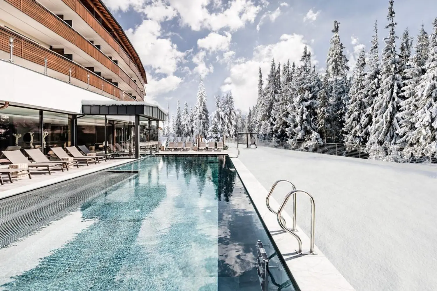 Josef Mountain Resort Pool