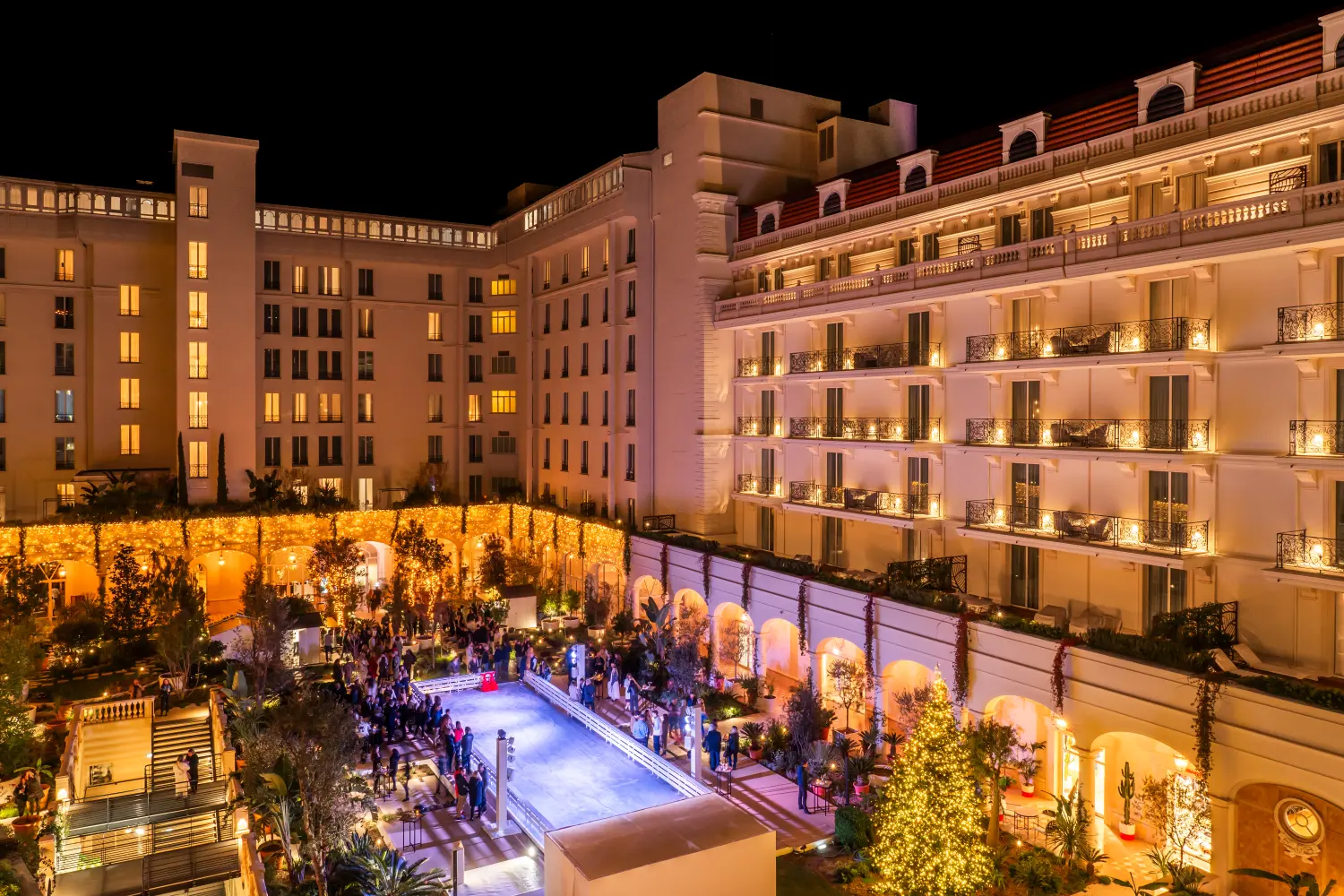Weihnachtliche Hotels in Europa Carlton Cannes